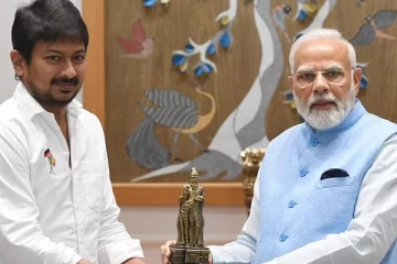 அடுத்த முதல்வர் உதயநிதி - கிரீன் சிக்னல் கொடுத்த பாஜக ?