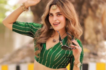 ஹிந்தி பிக்பாஸை கலக்கிய தமிழ் பொண்ணு.. நடிகை ஸ்ருத்திகா அர்ஜுன் லேட்டஸ்ட் போட்டோஷூட்