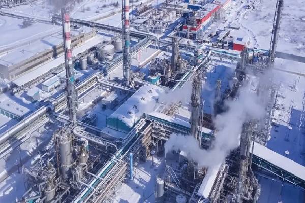 அமெரிக்கா பனிப்புயலால் பதற்றம் ; மசகு எண்ணெய் உற்பத்தி தற்காலிக இடைநிறுத்தம் | Tensions Rise Over Us Snowstorm Tempora Lubricants அமெரிக்கா பனிப்புயலால் பதற்றம் ; மசகு எண்ணெய் உற்பத்தி தற்காலிக இடைநிறுத்தம் | Tensions Rise Over Us Snowstorm Tempora Lubricants