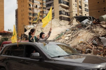 அச்சத்துடன் சொந்த ஊர் திரும்பும் தெற்கு லெபனான் மக்கள்: தற்காலிக போர்நிறுத்தத்தால் பதற்றம்