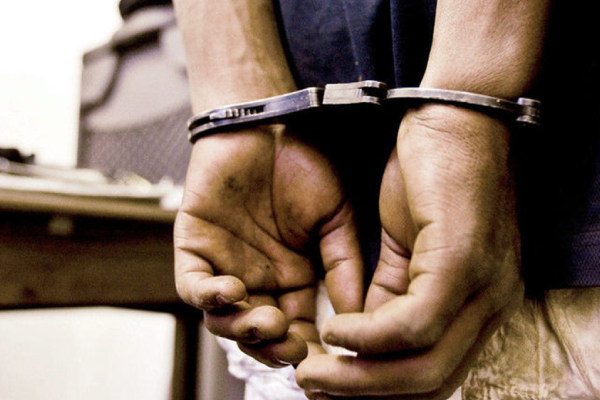 சட்டத்தரணியின் மனைவியை கொன்ற துப்பாக்கிதாரி தொடர்பில் வெளியான அதிர்ச்சித் தகவல்! | Shooter Made Fake Passport To Flee The Country