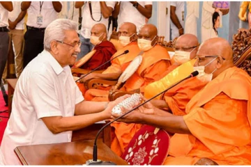 பரபரப்பாகும் தென்னிலங்கை அரசியலில் மகா சங்கத்தினருக்கு கோட்டாபயவிடம் இருந்து பறந்த முக்கிய கடிதம்