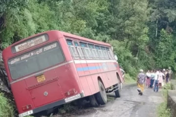 கொழும்பில் இருந்து சென்ற பேருந்து விபத்து