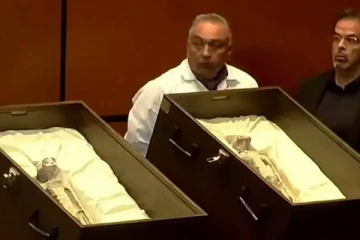 1000 ஆண்டுகள் பழமையான ஏலியன்ஸ்களின் உடல்கள்