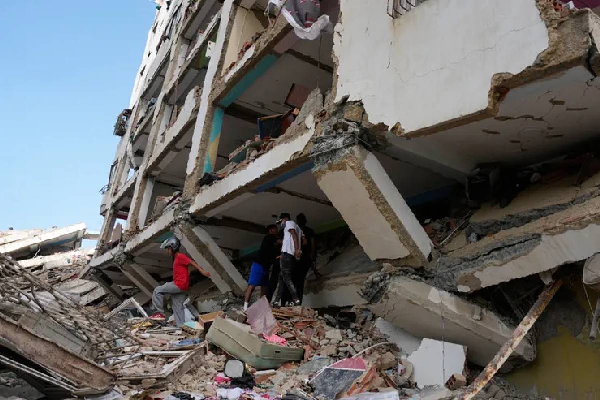 வெனிசுவேலா நிலநடுக்கம்: 2900ற்கும் அதிகமானோர் பலி | Venezuela Earthquake More Than 2900 Dead வெனிசுவேலா நிலநடுக்கம்: 2900ற்கும் அதிகமானோர் பலி | Venezuela Earthquake More Than 2900 Dead