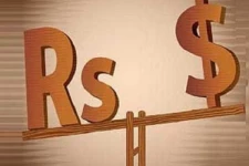 அமெரிக்க டொலருக்கு நிகராக ரூபாய் 4.5 வீதம் மதிப்பிறக்கமடைந்துள்ளது