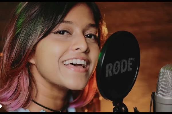 5 கோடி ரசிகர்களை கவர்ந்த இலங்கை பாடகி! அதிர்ச்சியில் இந்திய பாடகர்கள்! | Yohany De Silva In Sri Lanka