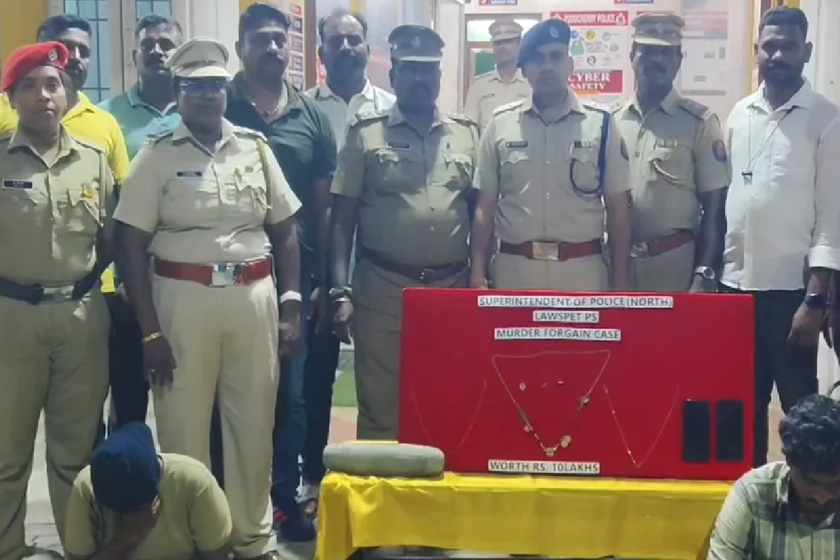 தங்க நகைக்காகப் பெண்ணை கொலை செய்து ஜனநாயகன் தங்க நகைக்காகப் பெண்ணை கொலை செய்து ஜனநாயகன்