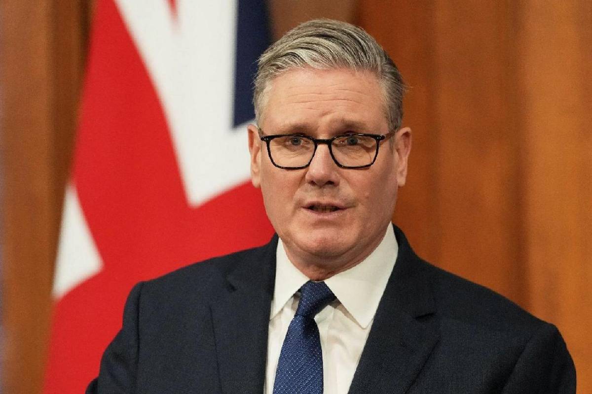 அமெரிக்காவுடன் விரிசல்: ஐரோப்பாவுடன் நெருக்கம் காட்டும் பிரித்தானியா | Cracks With America Britain Closeness To Europe