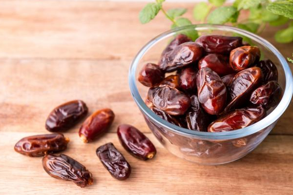 நீரிழிவு நோயாளிகள் பேரீச்சம்பழம் சாப்பிடலாமா! | Can Diabetics Eat Dates