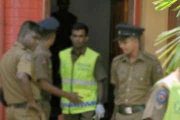 இலங்கையில்  மீட்கப்பட்ட பாடசாலை மாணவி மற்றும் வாலிபரின் சடலம்