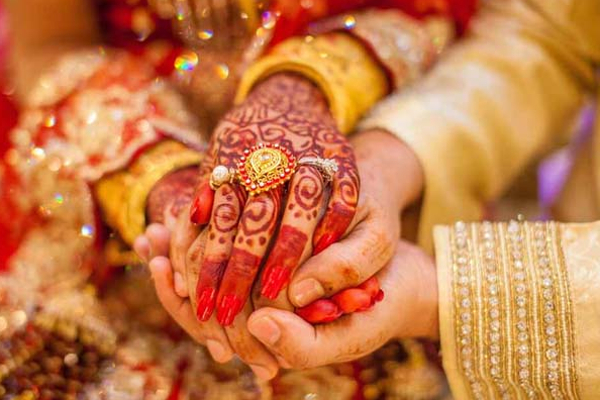 அப்பளத்தினால் ஏற்பட்ட பிரச்சினை! கலேபரமாக மாறிய திருமண நிகழ்வு | Dispute Over Pappadam In Marriage Fight