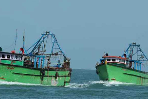 இலங்கையின் உடைக்கப்படும் இந்திய கடற்றொழில் படகுகள்! வெளியாகியுள்ள தகவல் | Indian Fishing Boats Being Scrapped In Sri Lanka