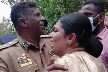 கோட்டாபயவிற்கு எதிரான போராட்டத்தில் வைரலாகும் நெகிழ்ச்சியான பதிவு