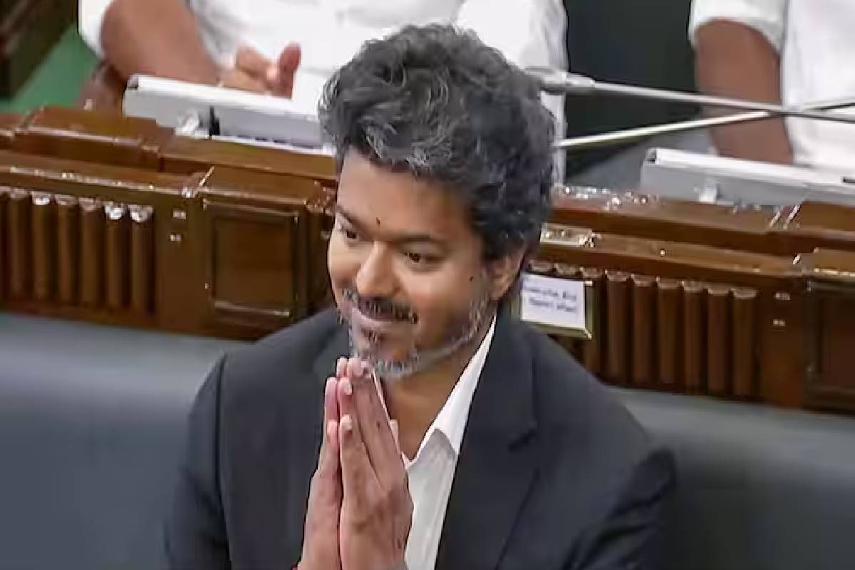 வெளியான விஜய்யின் அறிக்கை - வங்கியில் 100 கோடி நிலையான வைப்பு.. மொத்த சொத்து? | Vijay Rs 100 Crore Fixed Deposits Full Net Worth வெளியான விஜய்யின் அறிக்கை - வங்கியில் 100 கோடி நிலையான வைப்பு.. மொத்த சொத்து? | Vijay Rs 100 Crore Fixed Deposits Full Net Worth