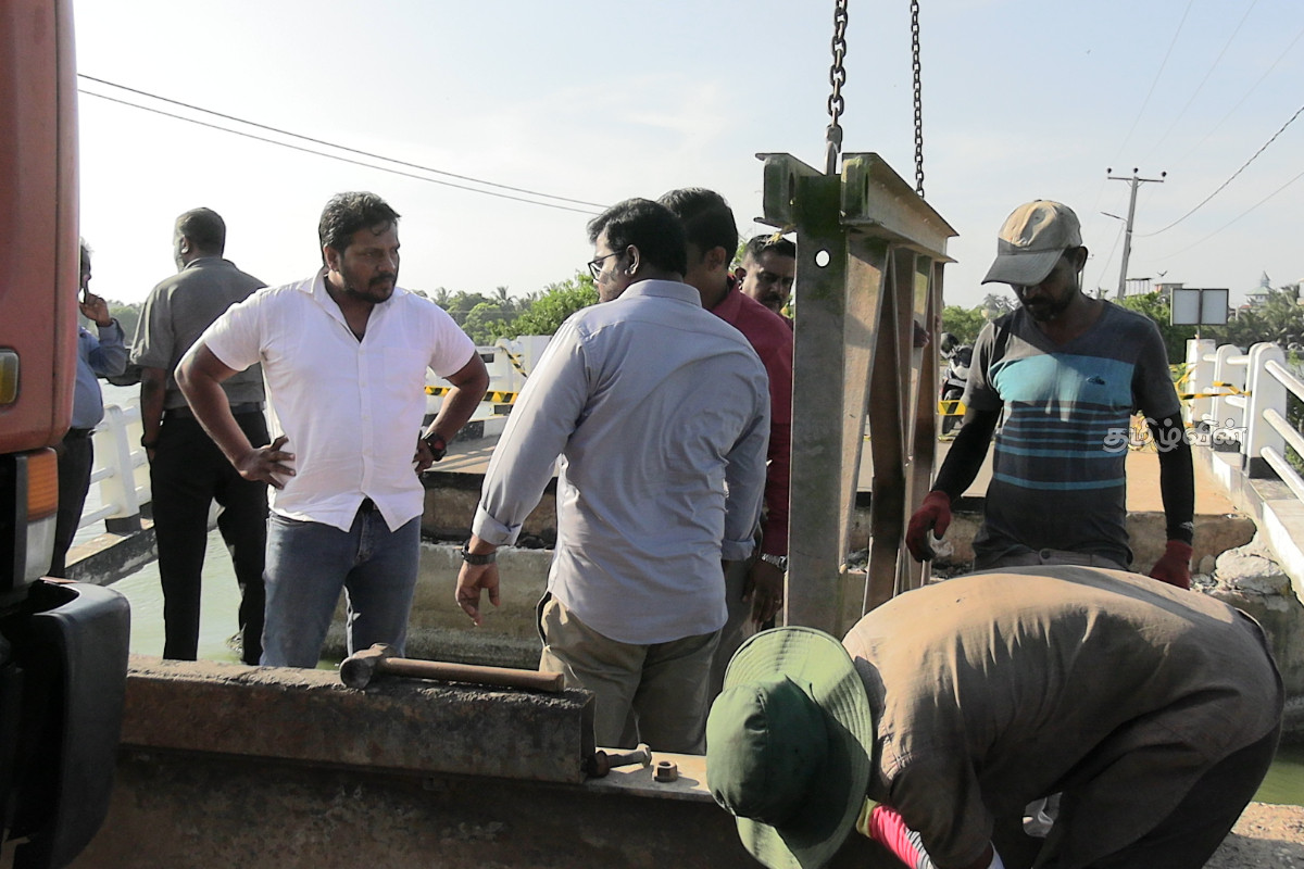 பிள்ளையான் தொடர்பில் கடுமையாக விமர்சித்த கந்தசாமி பிரபு எம்பி | Pillayan Is Not A Good Person Kandasamy Prabhu பிள்ளையான் தொடர்பில் கடுமையாக விமர்சித்த கந்தசாமி பிரபு எம்பி | Pillayan Is Not A Good Person Kandasamy Prabhu