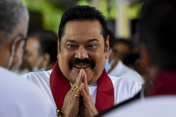 மீண்டும் களமிறங்கும் மகிந்த..! சூடு பிடிக்கும் அரசியல் களம் | Mahinda Rajapaksa Sri Lanka Politics 2022