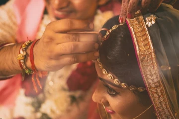 2022 இல் இந்த 6 ராசிக்கும் திருமணம் நடக்கும் அதிர்ஷ்டம் இருக்காம்...இனி வாழ்வே தித்திக்கும்! கொடுத்து வச்சவங்க...!