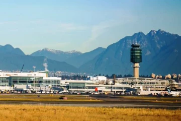 வான்கூவர் சர்வதேச விமான நிலையத்தில் ஃபிளேர் ஏர்லைன்ஸ் விமானத்தில் அச்சுறுத்தல்!