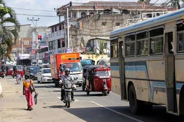 பொது போக்குவரத்து பயன்படுத்துபவர்களுக்கு கட்டாயமாகும் நடைமுறை