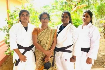 எழிலனின் கனவினை நனவாக்கிய மூன்று பெண்பிள்ளைகள்!