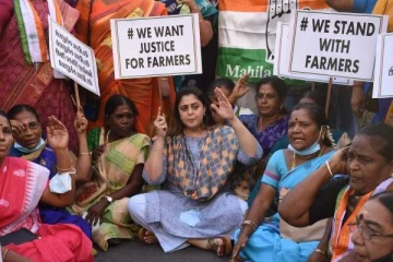 நடிகை நக்மா அதிரடியாக கைது! பதவி விலக எழும் கண்டனம்;