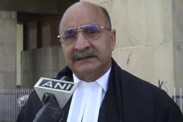 ஹிஜாப் வழக்கு தீர்ப்புக்கு எதிராக உச்சநீதிமன்றத்தில் மேல்முறையீடு செய்வோம் - மனுதாரர் வழக்கறிஞர் தகவல்