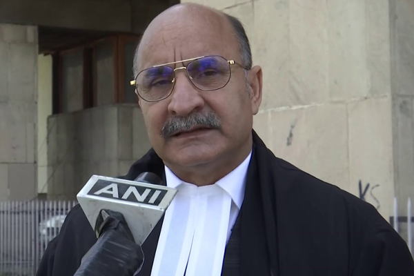 ஹிஜாப் வழக்கு தீர்ப்புக்கு எதிராக உச்சநீதிமன்றத்தில் மேல்முறையீடு செய்வோம் - மனுதாரர் வழக்கறிஞர் தகவல் - தமிழ்நாடு