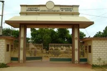கொரோனா சூழலில் -யாழ். பல்கலை இசைத்துறை மாணவர்கள் செயன்முறை பரீட்சைக்கு அழைப்பு - பெற்றோர் கவலை