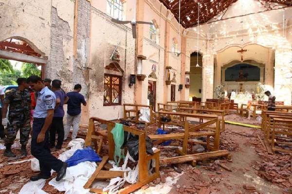 கோட்டாபயவின் ஆலோசனையிலா சஹ்ரானுக்கு குண்டுகள் வழங்கப்பட்டன! பல திடுக்கிடும் தகவல்கள்... | Suresh Sallay S Easter Attack Sri Lanka கோட்டாபயவின் ஆலோசனையிலா சஹ்ரானுக்கு குண்டுகள் வழங்கப்பட்டன! பல திடுக்கிடும் தகவல்கள்... | Suresh Sallay S Easter Attack Sri Lanka