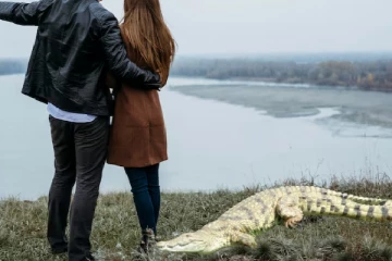 மனைவியின் உயிரைக் காப்பாற்ற கணவன் செய்த வீர செயல் ; இலங்கையில் சம்பவம்