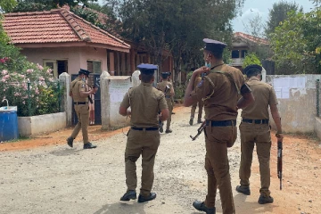 இரட்டைக் கொலை: சந்தேகநபருக்கு சர்வதேச பிடியாணை உத்தரவு