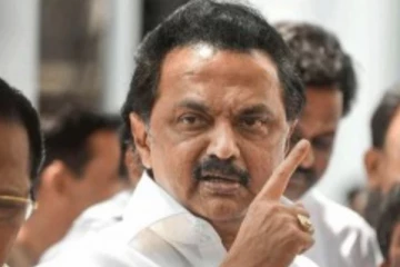 பெண் எஸ்.பிக்கு மிரட்டல் விடுக்கும் அளவுக்கு துணிச்சல் எப்படி வந்தது?: ஸ்டாலின் கேள்வி