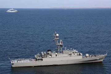 இலங்கை கடற்பரப்பில் அமெரிக்காவின் இரண்டு உளவுக் கப்பல்கள் ; நாடாளுமன்றில் வெளியான தகவல்