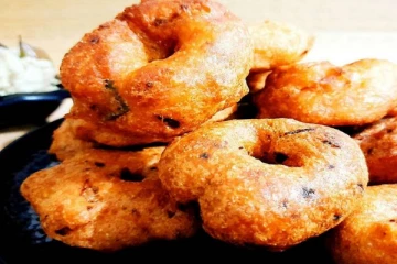 மொறு மொறு கோதுமை மாவு வடை செய்வது எப்படி?