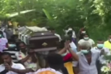 අඬලා දොඩලා වැළපෙන ට්රෙන්ඩ් එක වෙනස් වෙයි ? හැමෝම පුදුම කරවපු අවසන් කැමැත්ත මෙන්න (VIDEO)