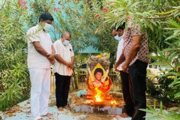 தியாகி திலீபனுக்கு அஞ்சலி செலுத்திய த.தே.ம. முன்னணியினர்!