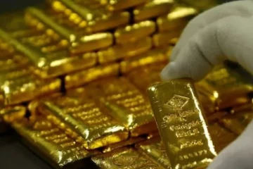 தாய்லாந்திலிருந்து தங்க பிஸ்கட்டுகளை அள்ளிவந்த வர்த்தகர்