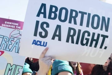 கருக்கலைப்பு விவகாரம்: கனடா மக்களின் மன நிலை இதுதான்