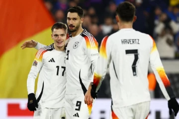 போஸ்னியாவை 0-7 என்ற கோல் கணக்கில் பந்தாடிய ஜேர்மனி: முதலிடம் பிடித்து அசத்தல்!