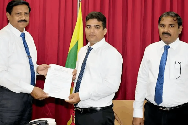 யாழ் கரவெட்டி பிரதேச செயலகத்திற்கு புதிய உதவி பிரதேச செயலாளர் | Assistant Divisional Secretary Appointed Karaveddy