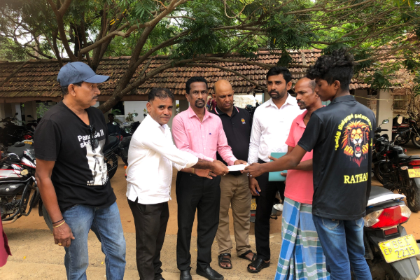மட்டக்களப்பில் யானை தாக்கி உயிரிழந்த இளம் தாயின் குடும்பத்திற்கு வழங்கப்பட்ட இழப்பீடு | Elephant Attack Compensation For The Family
