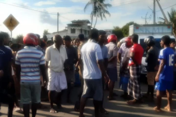 நாட்டில் வெவ்வேறு இடங்களில் இடம்பெற்ற விபத்தில் ஒரு பெண் உட்பட மூவர் பலி(Photos)