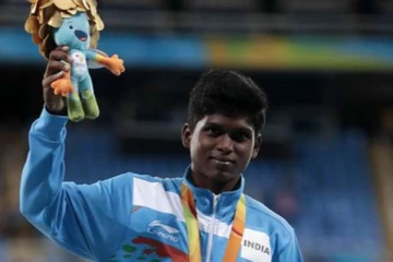 மழையால் நனைந்த சாக்ஸ் -  தங்கப்பதக்கத்தை தவறவிட்ட மாரியப்பன் தங்கவேலு