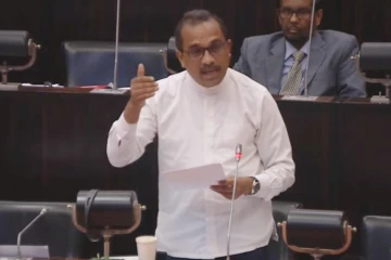 වත්කම් සියල්ල ජනතාවට එළි කිරීම පෞද්ගලිකත්වයට පහරක් - වත්කම් බැරකම් ප්‍රසිද්ධ කිරීම ගැන ආණ්ඩුව ගන්න යන අලුත්ම තීරණය මෙන්න