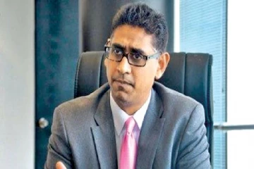 சுதந்திரக்கட்சியில் இருந்து விலகிய பைசர் முஸ்தபா