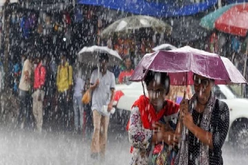 நாட்டின் சில பகுதிகளில் நாளையும் 100 மில்லிமீற்றருக்கு மேல் மழை பெய்யும் சாத்தியம்