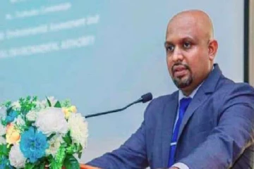 இலஞ்சம் பெற்ற மத்திய சுற்றாடல் அதிகார சபை தலைவர் : பணி இடைநிறுத்தம்!