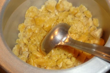 சுவையான சூடான அதிரசம் செய்வது எப்படி? ஒரே ஒரு முறை இப்படி செய்து ருசியுங்கள்..!