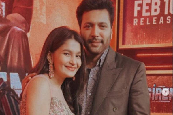 வீரம் படத்தில் அஜித்துடன் நடித்த யுவினாவின் தாயும் ஒரு நடிகை தானா.. சந்திரமுகி படத்தில் நடித்துள்ளாரா | Yuvina Mother Is Also Actress